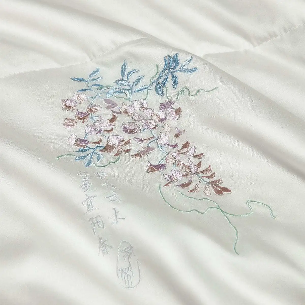 Washable Hybrid Comforter - Botanical Breeze Collection