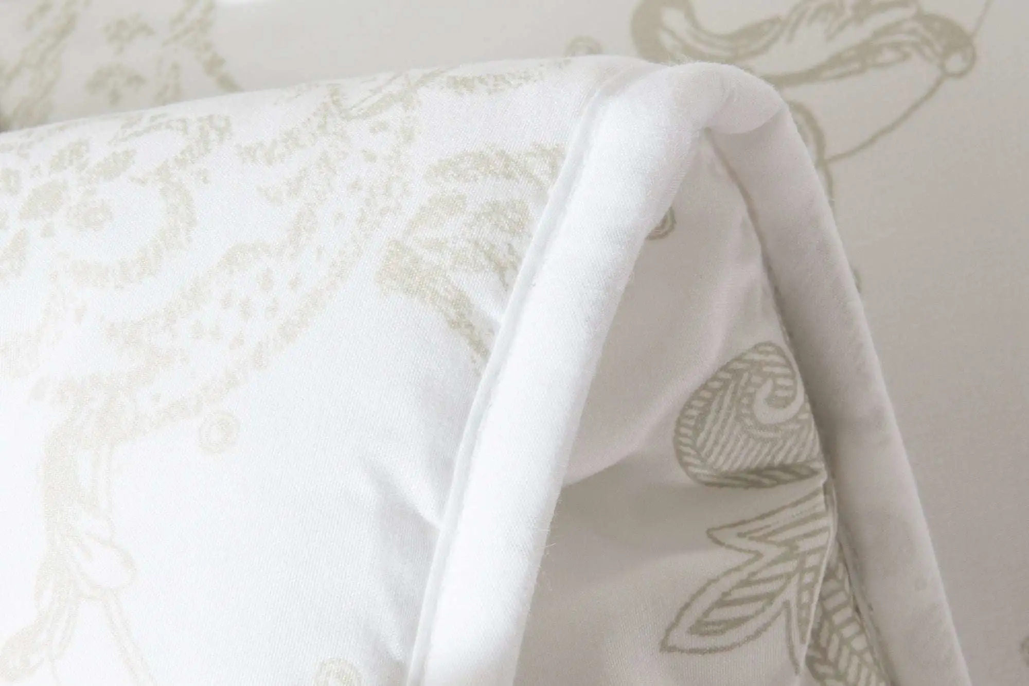 Seven-Hole Fiber Quilt