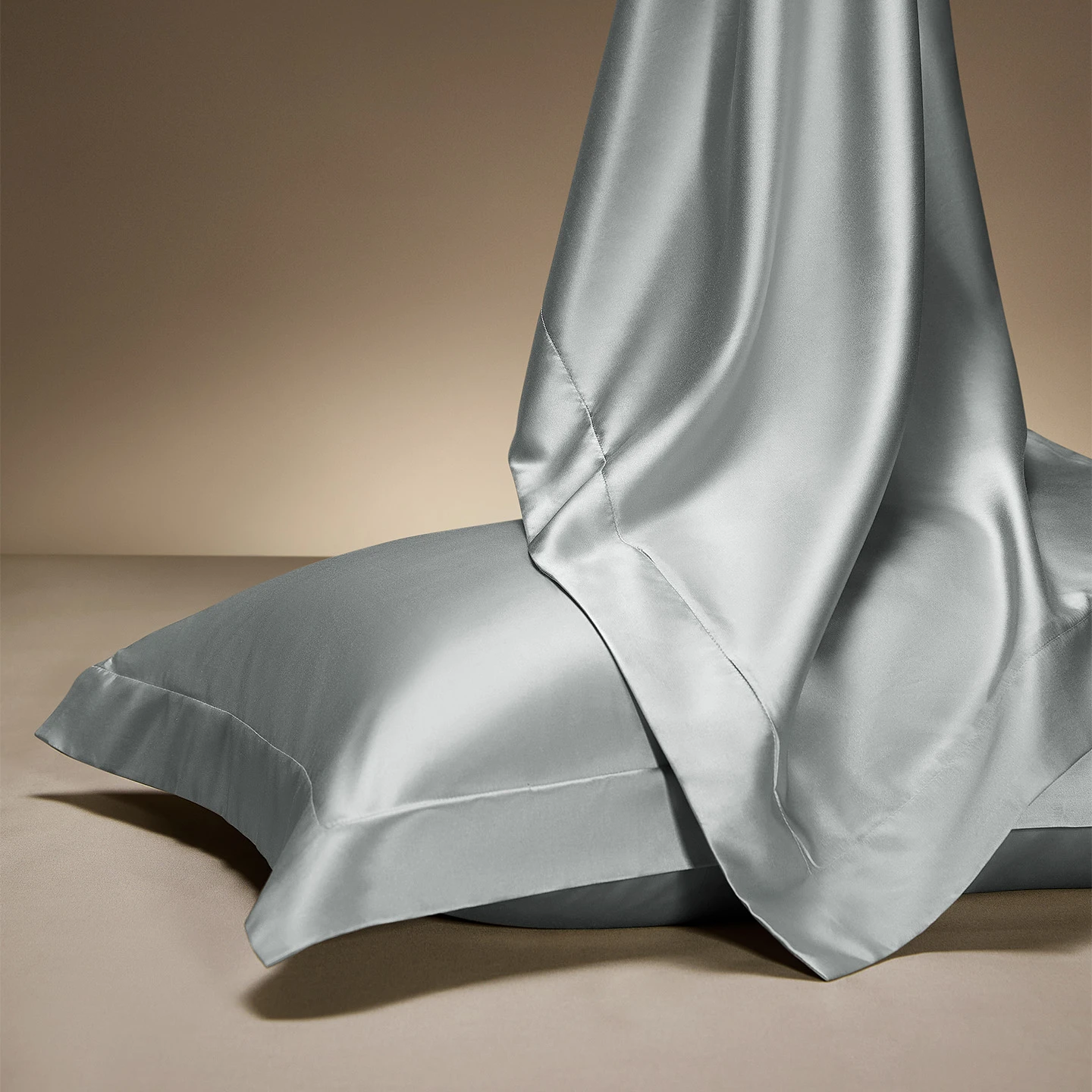 罗莱 WZY0038-1 浮光枕套-灰色-5.jpg