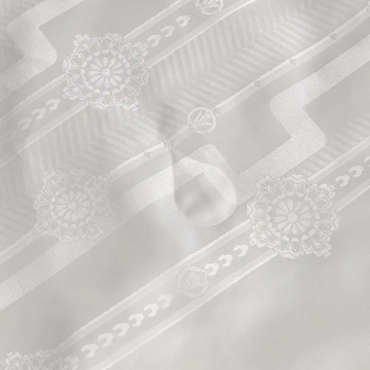 SilkLustre Jacquard Slik Quilt