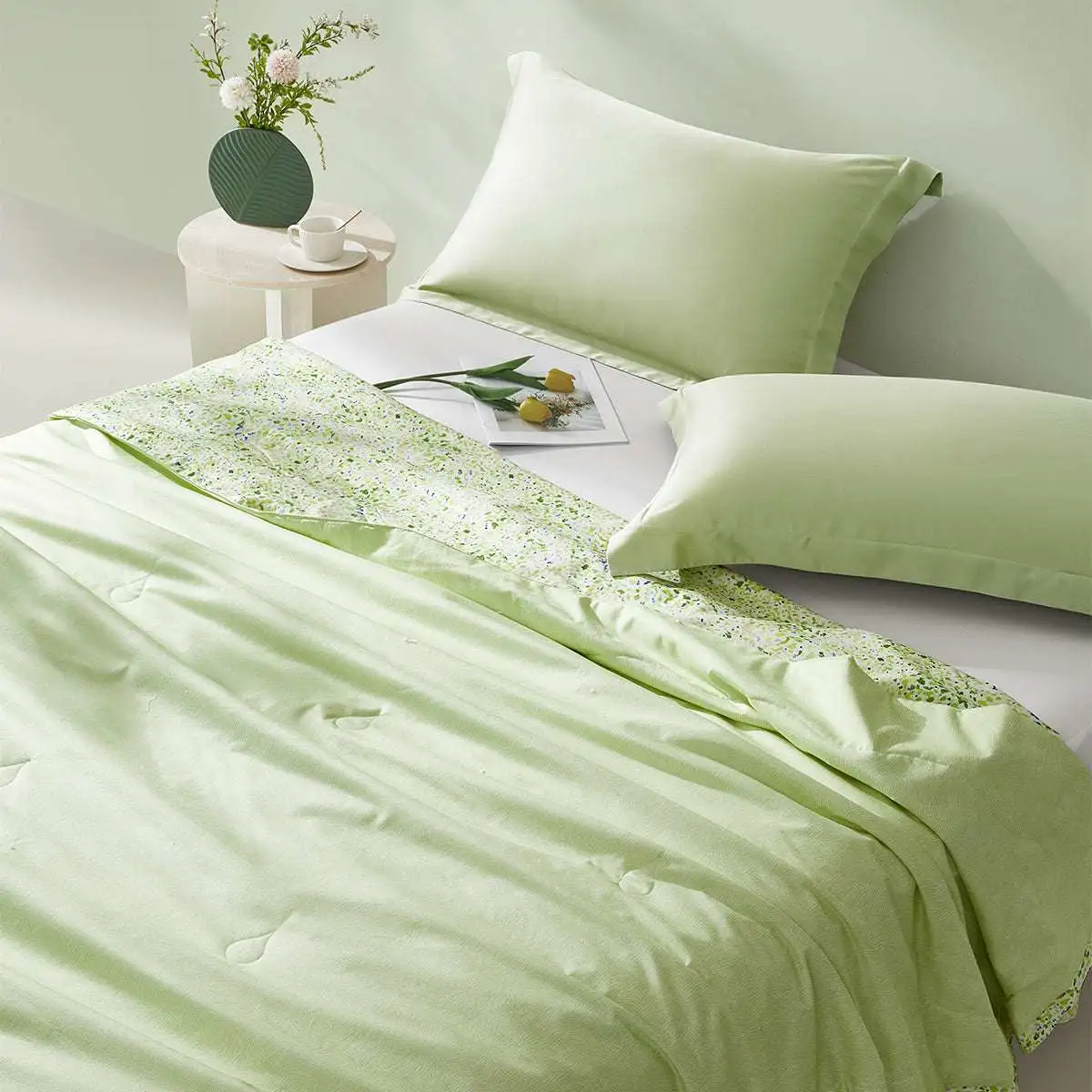LilyTech™ Washable Silk Summer Comforter