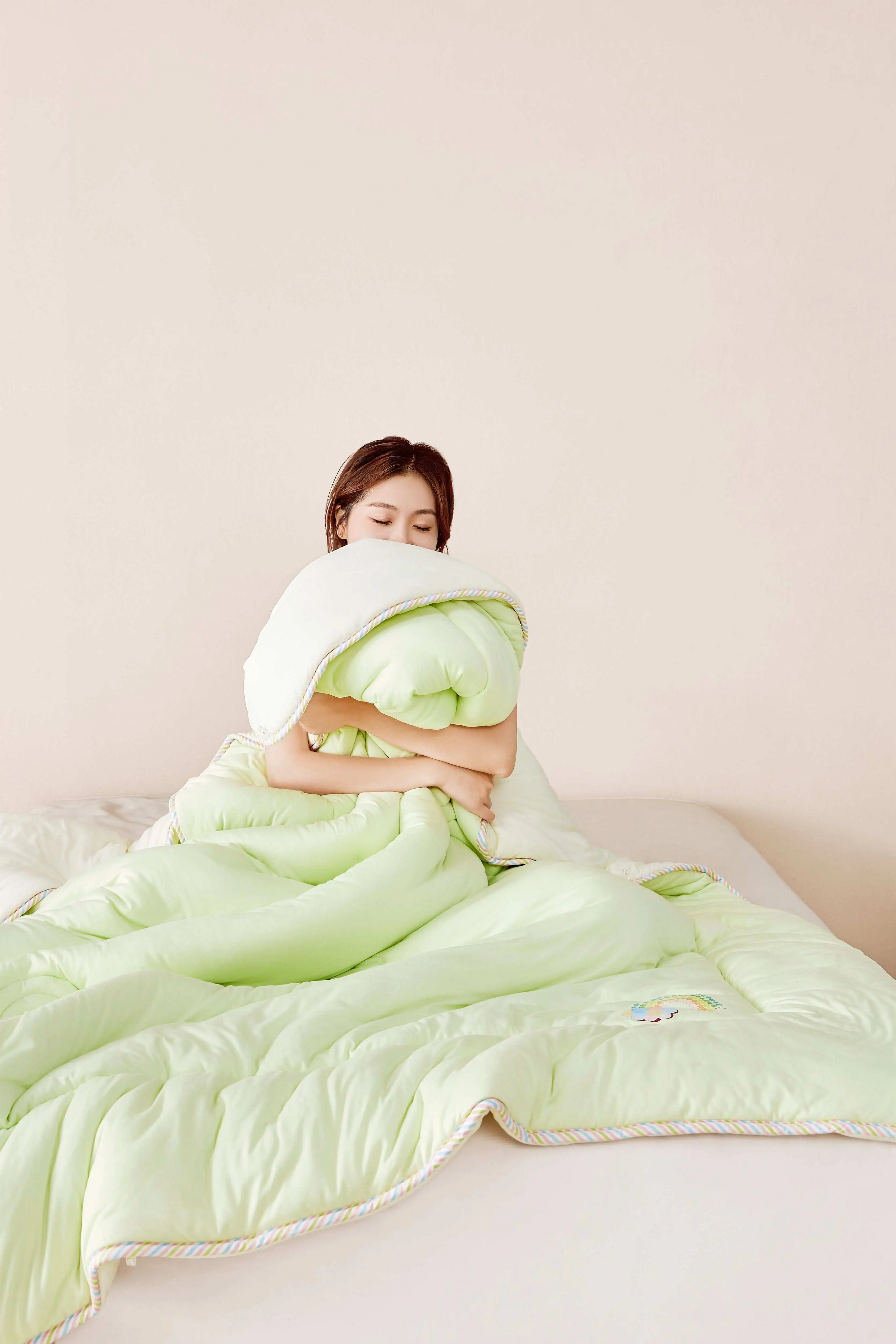 Cloud Soft A-Grade Candy Fluffy Quilt