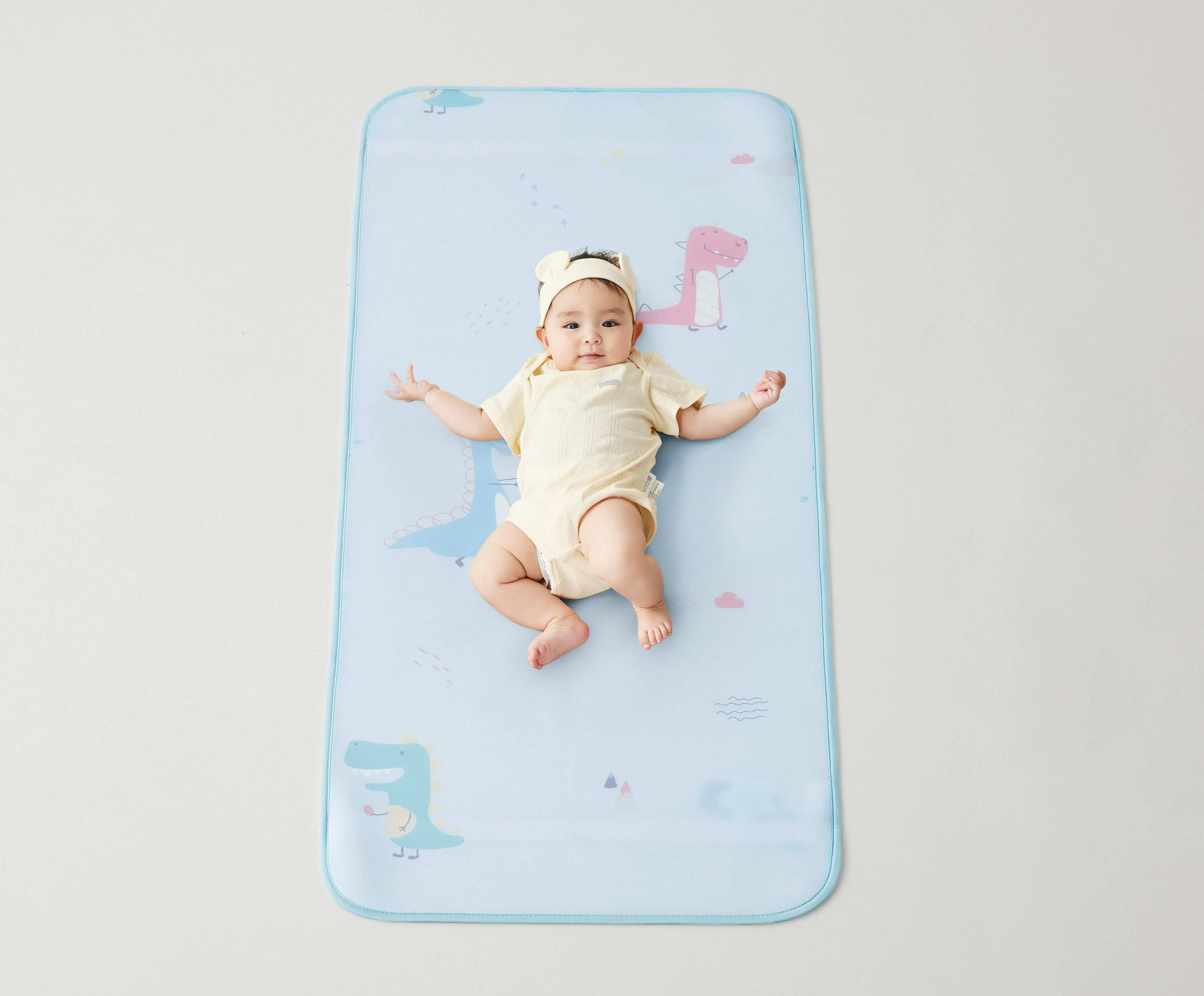 Fantasy Playground - Ice-Cool Summer Mat for Kids