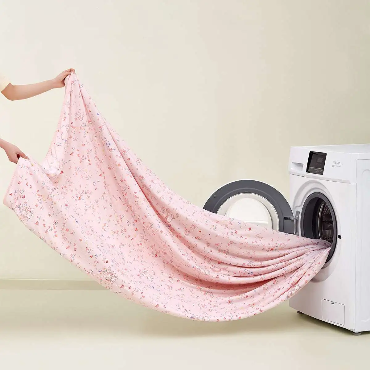 NakedFeel™ Knitted IceSkin Quilt (Garden Bunny Edition)