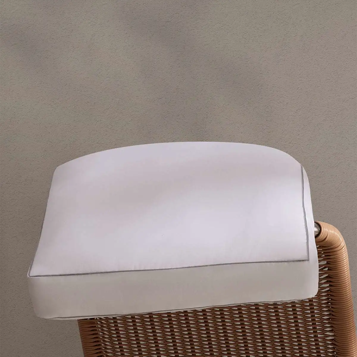 Reddot FreeSoul Pillow
