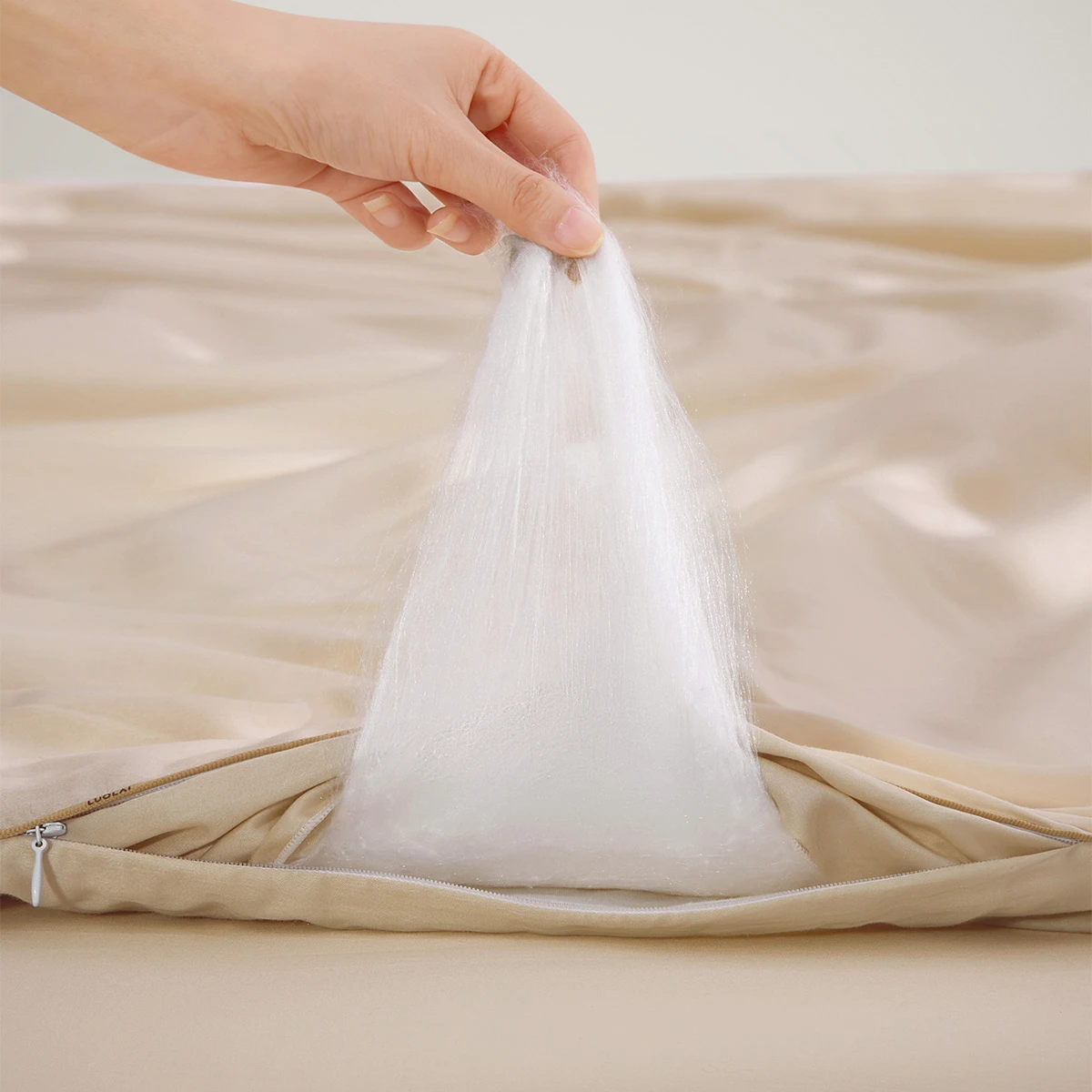 罗莱 W-亲肤免套桑蚕丝二合一被-金色-15.jpg