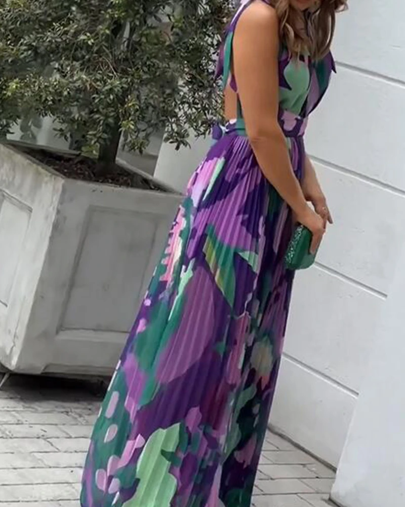 Sleeveless Contrasting Floral Print Pleated  Dress
