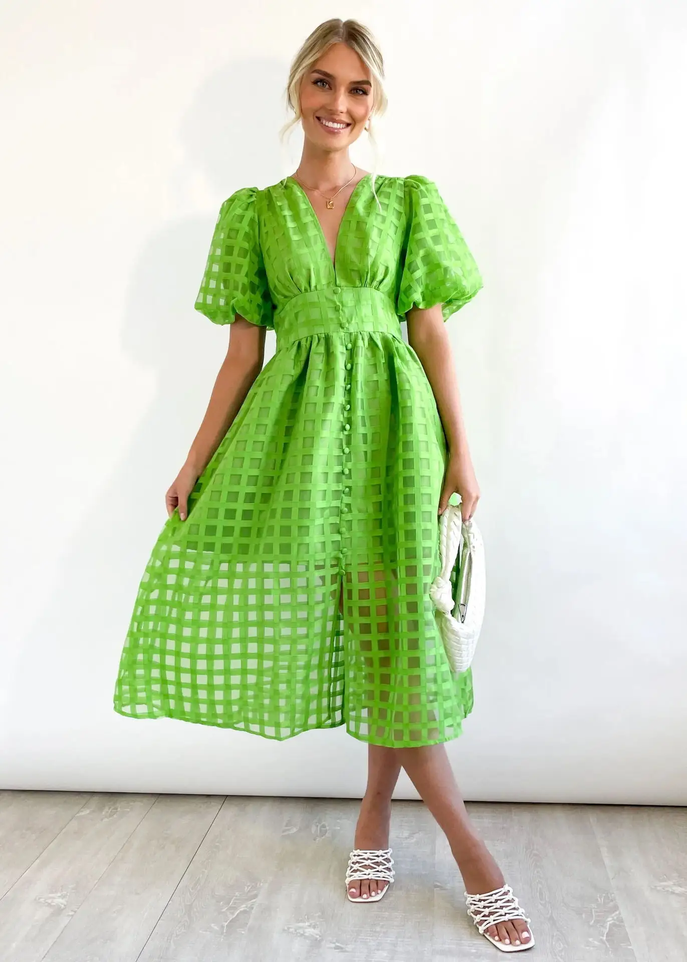 WOMEN'S SOLID SHORT LANTERN SLEEVE DRESS