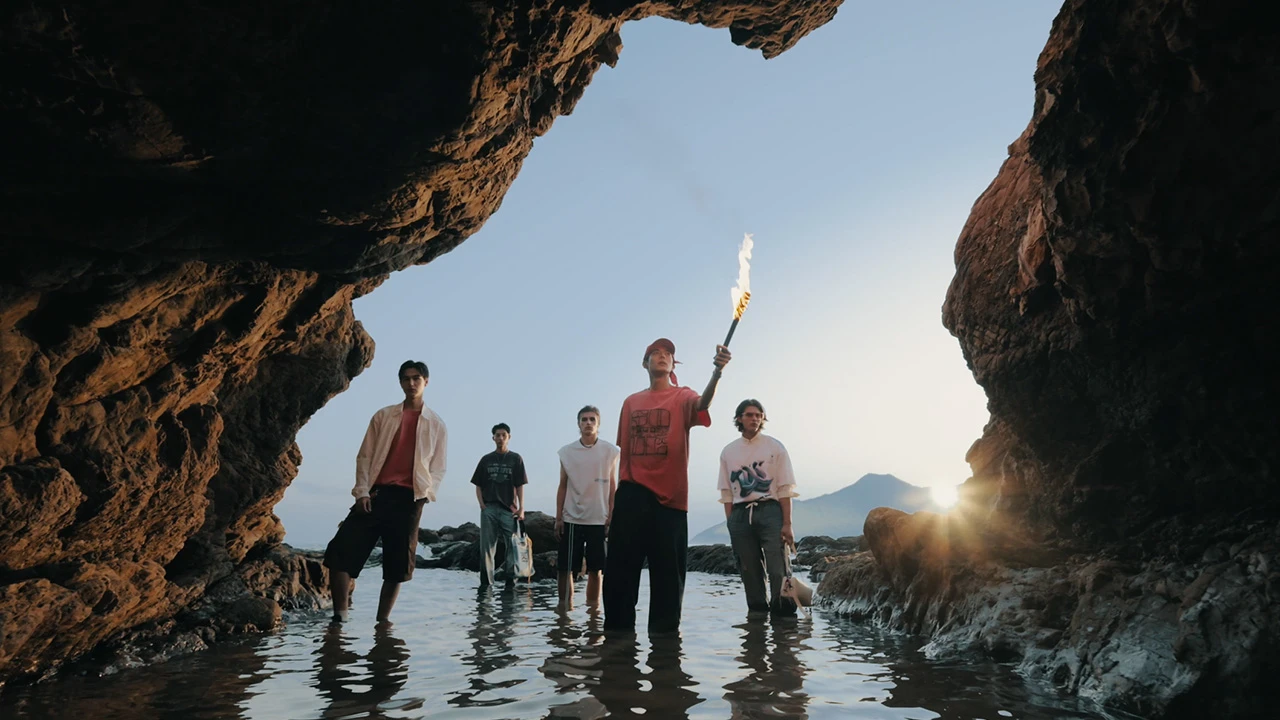 Load video: 10月24日.mp4